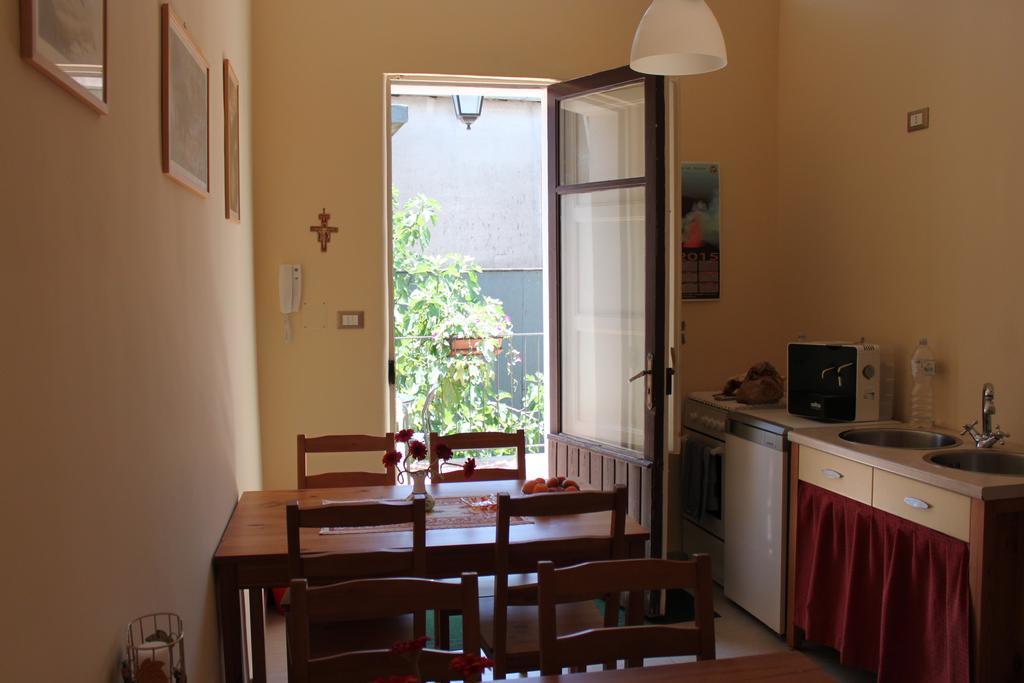 B&B Etna Akme Николози Екстериор снимка